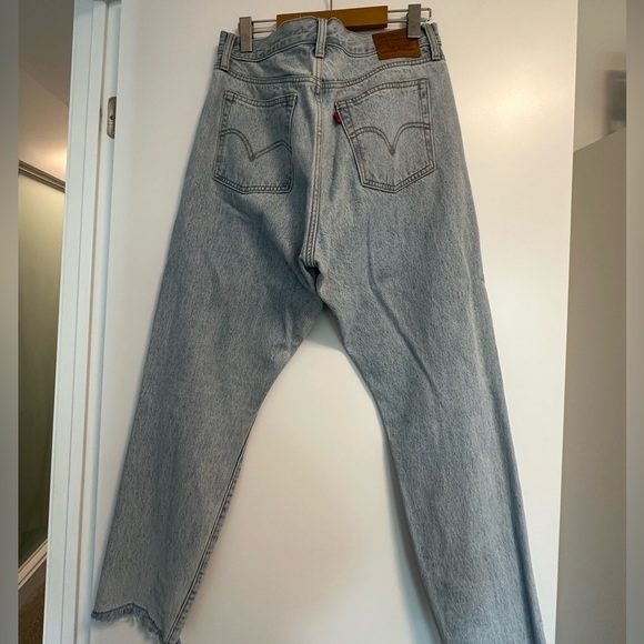 Levi ripped wedgie jeans!! - Picture 4 of 4